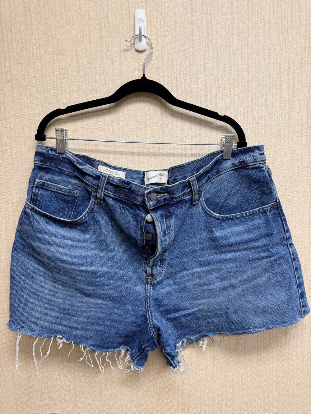 Universal Thread Medium Blue High-Rise Raw Hem Denim Shorts